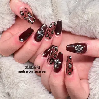 ネイル R inのネイルデザイン