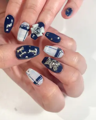 ネイル émure. / パラジェル認定のネイルデザイン