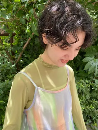 ミディアム パーマ カラー CEINE+ officialのヘアスタイル