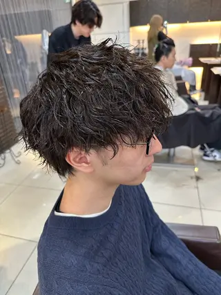 ミディアム パーマ メンズ 海外風パーマ 健人のヘアスタイル