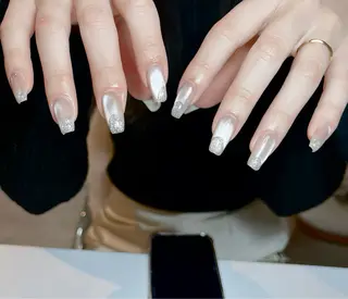 crystal ___nail所属・Au Thuc trinhのネイルデザイン