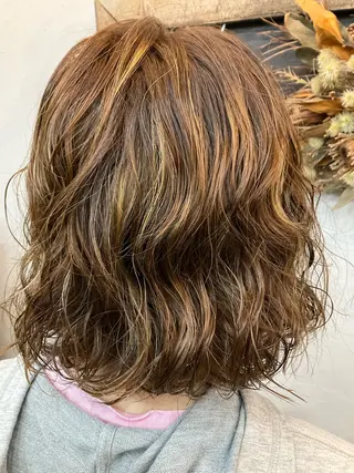 パーマ DESART所属・佐々木 緑のヘアスタイル