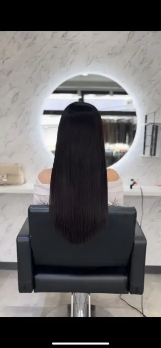 ロング ララモアナ naru.のヘアスタイル