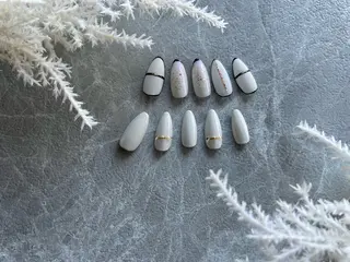 ネイル Lilvera所属・中村 春菜のネイルデザイン