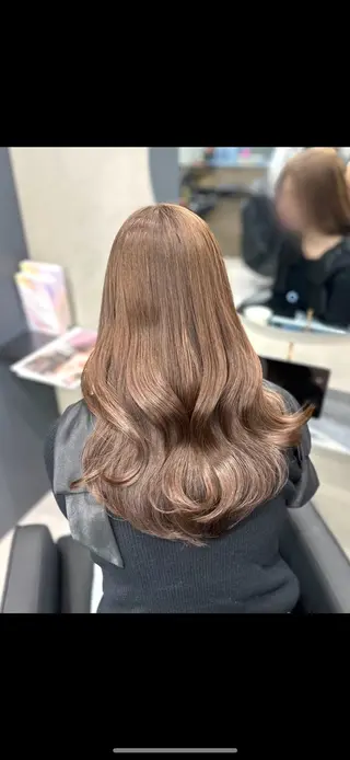 ロング カラー youres hair東新宿店所属・新宿⌇韓国風ヘア ⌇透明感カラーのヘアスタイル