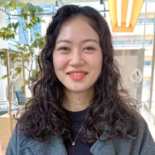 パーマ Ayaka/パーマ /ショート/レイヤーのヘアスタイル