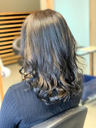 ロング カラー 関口 友行のヘアスタイル