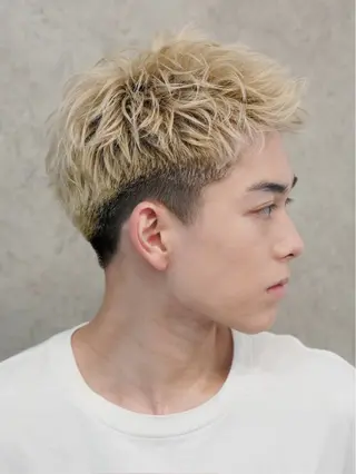 ショート カラー パーマ 夏果⭐︎fifth 天神 海外風パーマのヘアスタイル