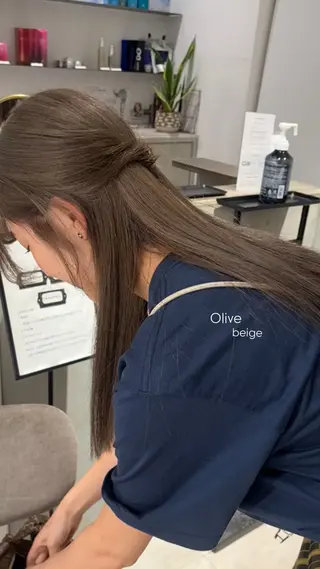 カラー miyu / 透明感カラーのヘアスタイル