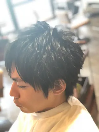 ショート メンズ 吉村 周馬のヘアスタイル