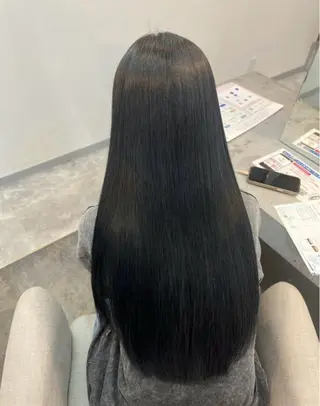 ロング カラー Maho ブリーチモデル募集中のヘアスタイル