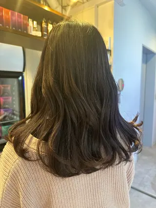 ロング カラー 七井 香奈 (なないかな)のヘアスタイル