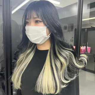 ロング カラー シールエクステ特化 ハイトーン、NANAのヘアスタイル