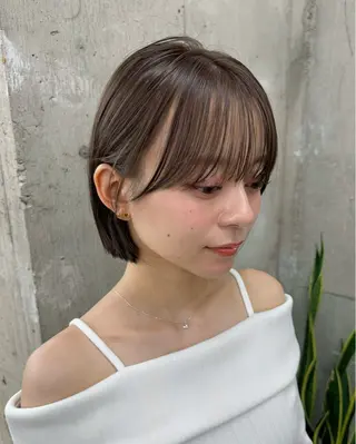 ショート カラー 顔周り/レイヤー/ 透明感/みっきーのヘアスタイル