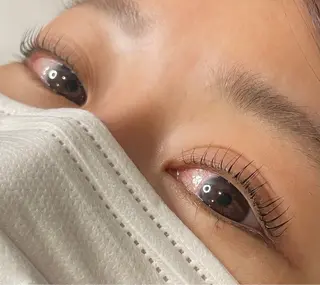 マツエク・マツパ Luo 米泉店 ¨̮ 松山采加の眉毛・アイブロウイメージ