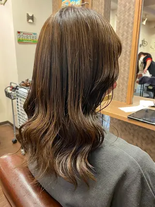 セミロング カラー liL hair lounge所属・liL  hair サトウリョウタのヘアスタイル