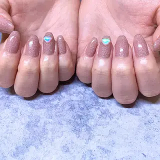 ネイル ウシク ミユキのネイルデザイン