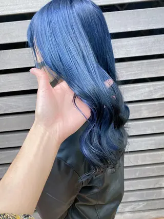 ミディアム カラー レイヤーウルフ エクステ磯部のヘアスタイル