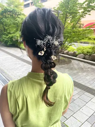 セミロング ヘアアレンジ 小森 樹奈のヘアスタイル