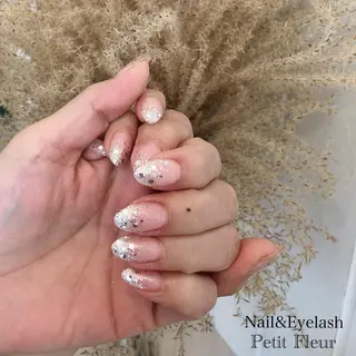 ネイル Petit Fleur所属・青柳 亜梨奈のマツエク・マツパデザイン