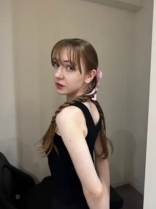 ロング カラー newi remi🖤のヘアスタイル