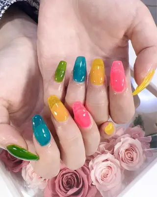 ネイル ネイルサロン ロア旧ジョリーのネイルデザイン