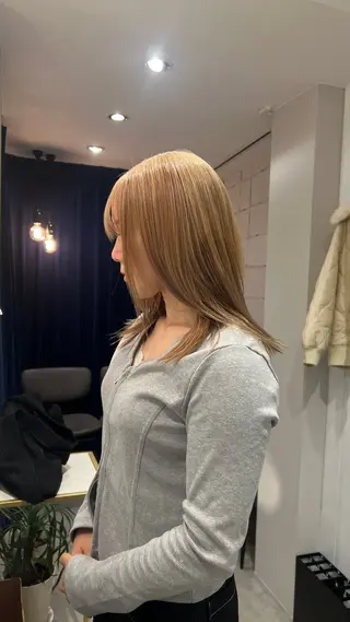 セミロング カラー ☆ HARUKA ☆のヘアスタイル