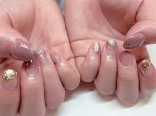 ネイル 山本 杏香のネイルデザイン