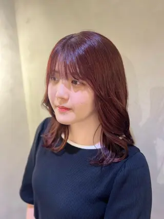ミディアム カラー Garland 表参道所属・ミディアムレイヤー/ 艶カラー🎀　emiのヘアスタイル