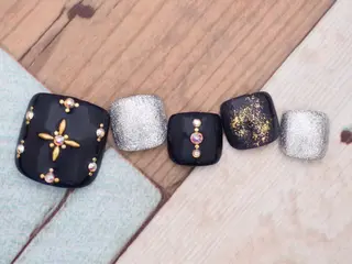 ネイル Laule'a Jr 🎀ネイリスト🌼のネイルデザイン