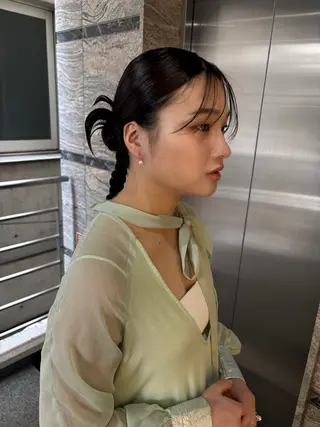 ヘアアレンジ satsuki 暖色・ブラウンカラーのヘアスタイル