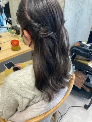 ミディアム ✨色持ちの良い艶 カラー✨蟹江真世のヘアスタイル