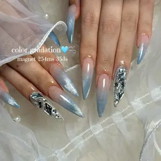 ネイル EmaNail豊中 🎀SANAのネイルデザイン