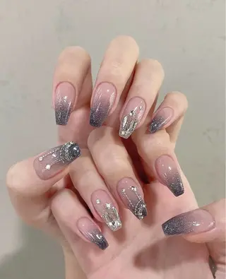 ネイル チョウ Rachaelのネイルデザイン