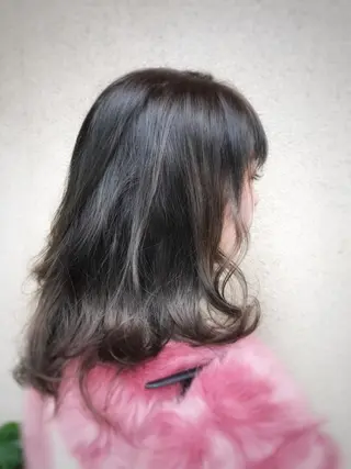ミディアム カラー vato マンツーマンサロンのヘアスタイル