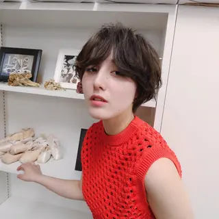 ショート カラー 山口 悟のヘアスタイル