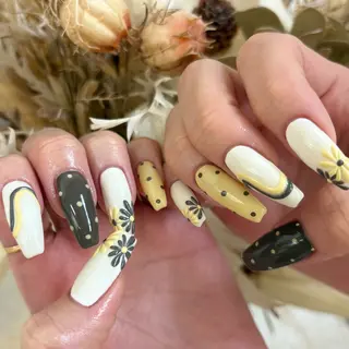 ネイル Basic町田本店 Suzunaのネイルデザイン