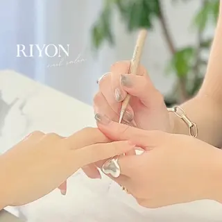 ネイル RIYON staffのネイルデザイン