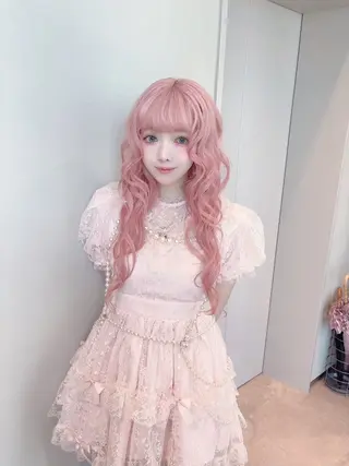 ロング カラー ハイトーン/ピンク カラー/めい🎀のヘアスタイル