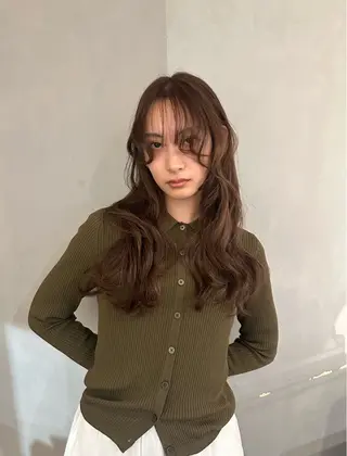 ロング カラー 美髪・シールエクステ ホソタニリョウコのヘアスタイル