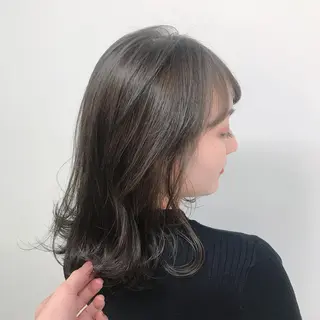 ミディアム カラー 🩵ハイトーン 美咲🩵のヘアスタイル