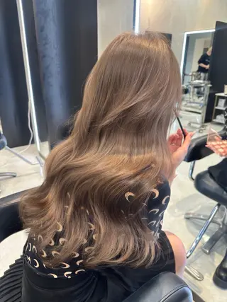 ロング カラー 韓国レイヤー 似合わせカラーのヘアスタイル