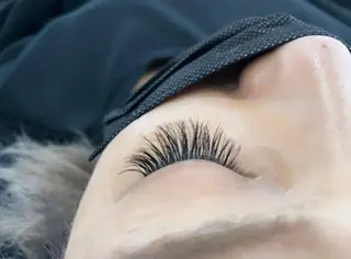 SESUNNY セサニー SEIRAのマツエク・マツパデザイン