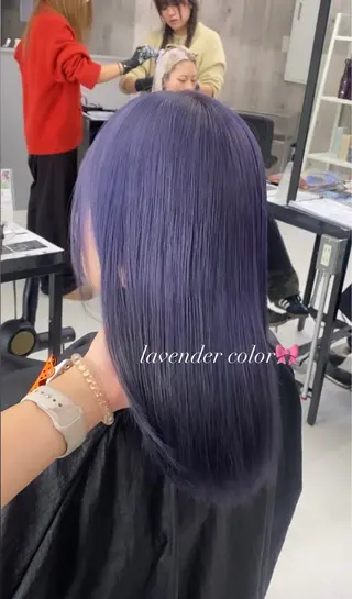 ミディアム カラー ヘアアレンジ のん🎀ハイトーン/ レイヤーカット🐳のヘアスタイル