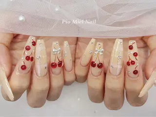 ロング Pio Mielのネイルデザイン