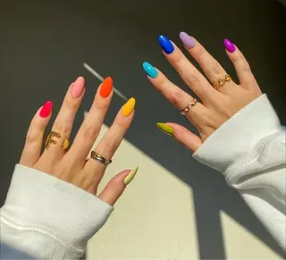 ネイル CLAIRE 〚クレア〛のネイルデザイン