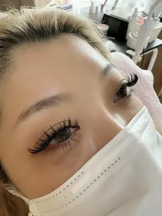 マツエク・マツパ 伊藤名紬 マツエク専門のマツエク・マツパデザイン