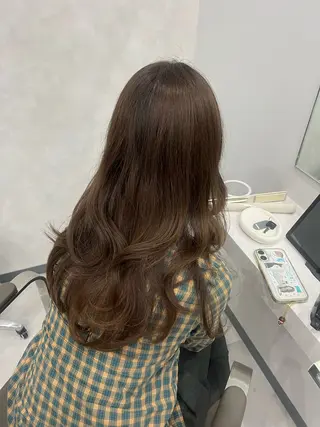 ロング カラー velua chihiroのヘアスタイル