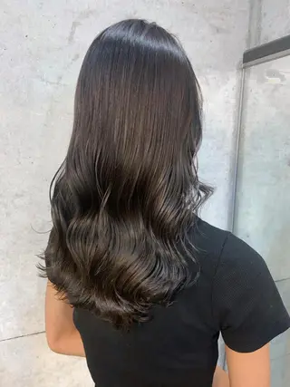 ロング カラー clomus所属・YUKA艶髪 🌸寛ぎ部屋のヘアスタイル