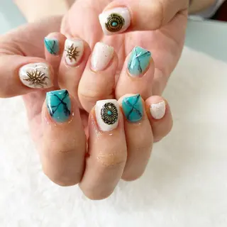 ネイル Laki nailのネイルデザイン